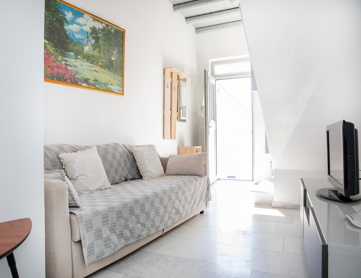 Caper-2 Bedroom Traditional Home With Amazing View Naousa  Luaran gambar