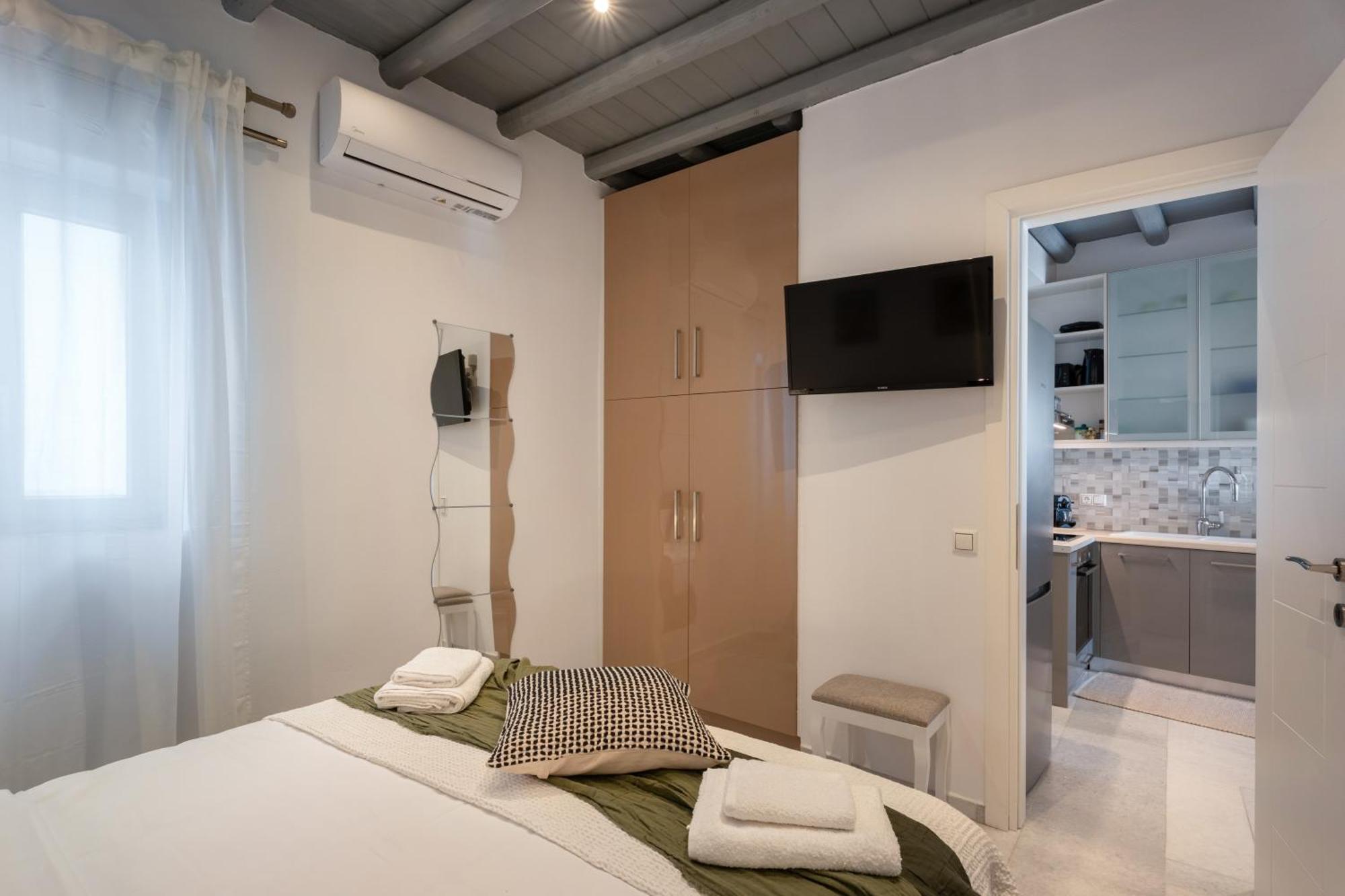 Caper-2 Bedroom Traditional Home With Amazing View Naousa  Luaran gambar